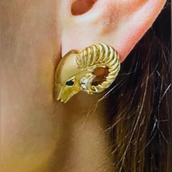Kenneth Jay Lane Ram’s Head Earrings 1980’s Vintage (Susan Caplan Rediscovered) - Picture 5 of 10